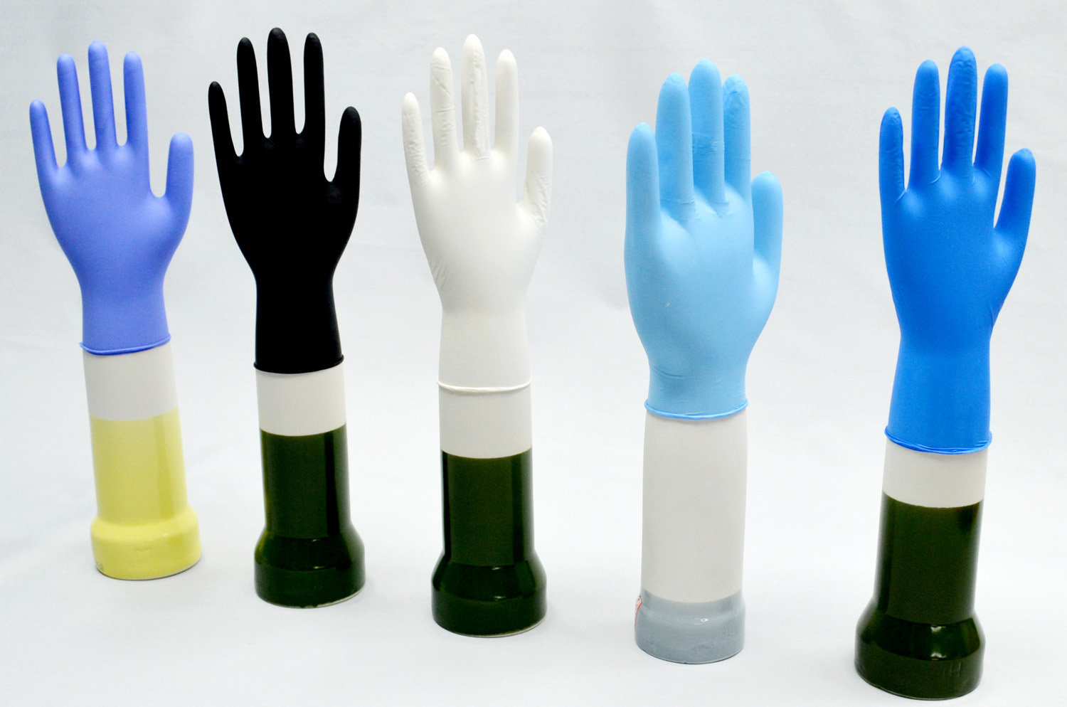 Disposable Gloves — Disposable Supplies supplied by Philmed Supplies Inc.
